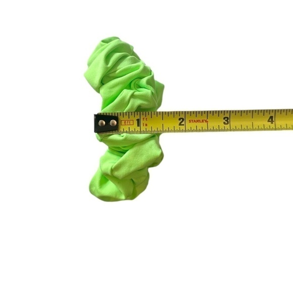 2 Large Green Scrunchies - Picture 5 of 6